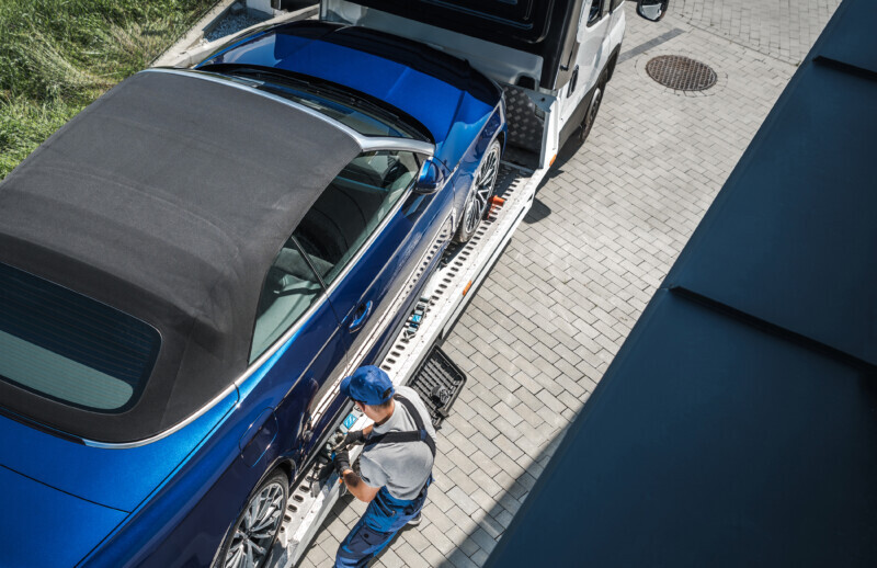 รถยกไชโย